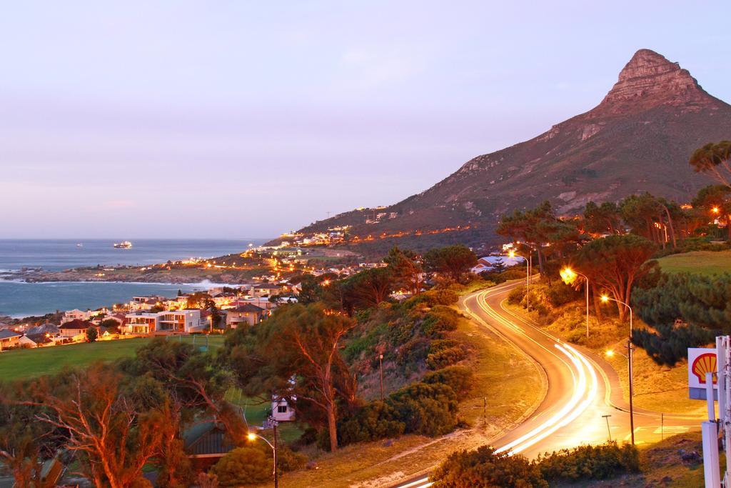 Sea Mount Apartment Cape Town Room photo